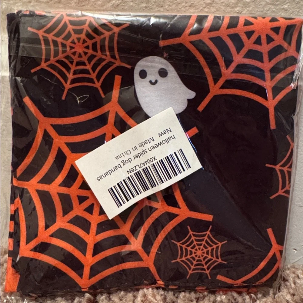 NWT Halloween Dog‎ Bandanas – Ghost & Spider Web Pet Scarves, 2 Pack